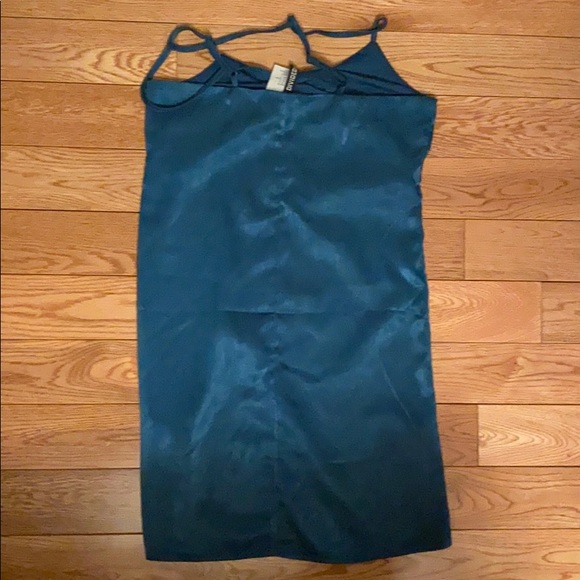 Mini dress - Picture 4 of 8